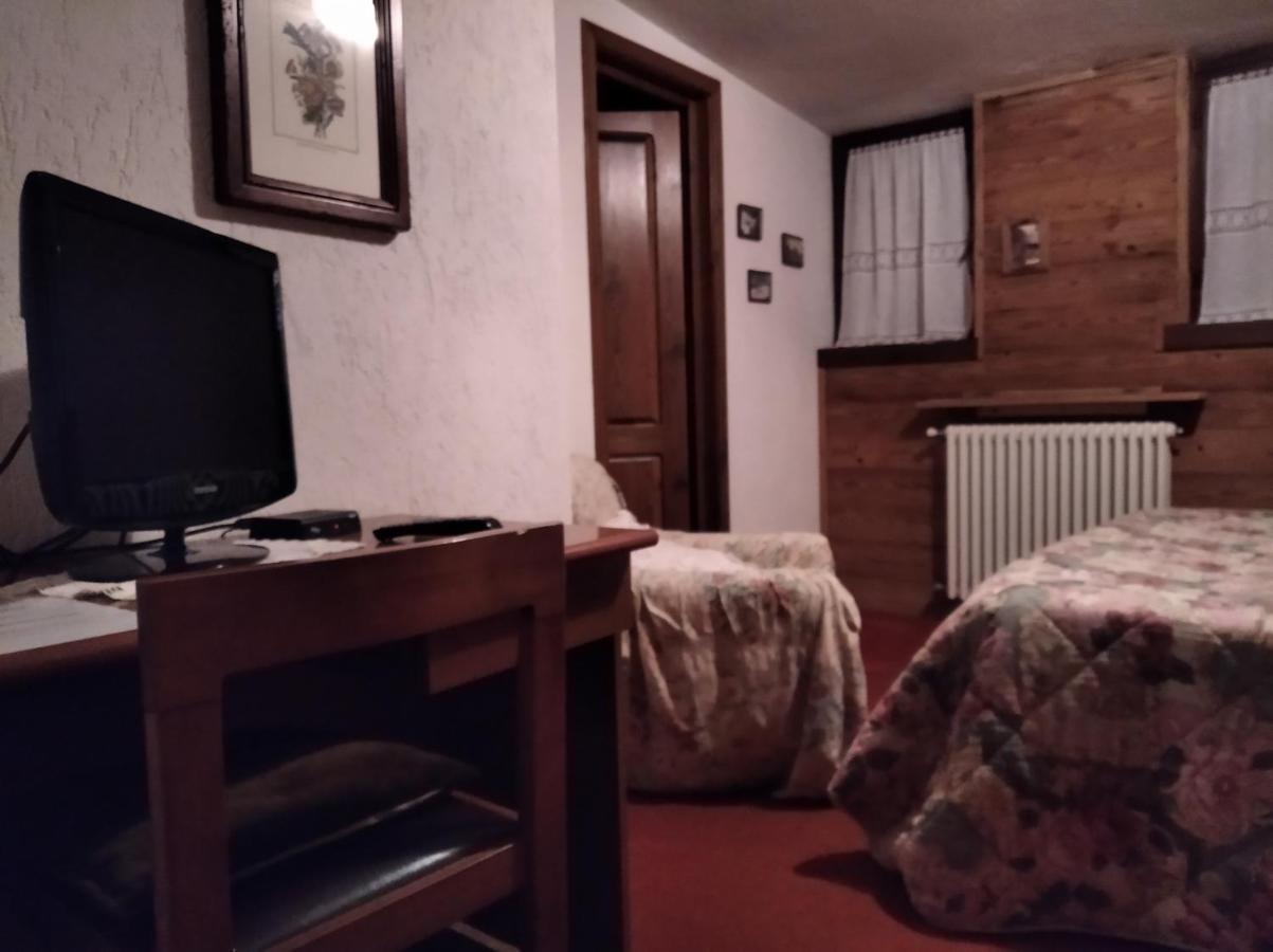 Albergo Martinet Vernante Εξωτερικό φωτογραφία