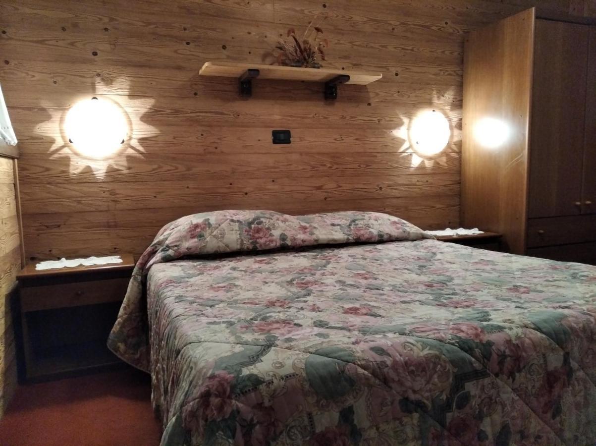 Albergo Martinet Vernante Εξωτερικό φωτογραφία