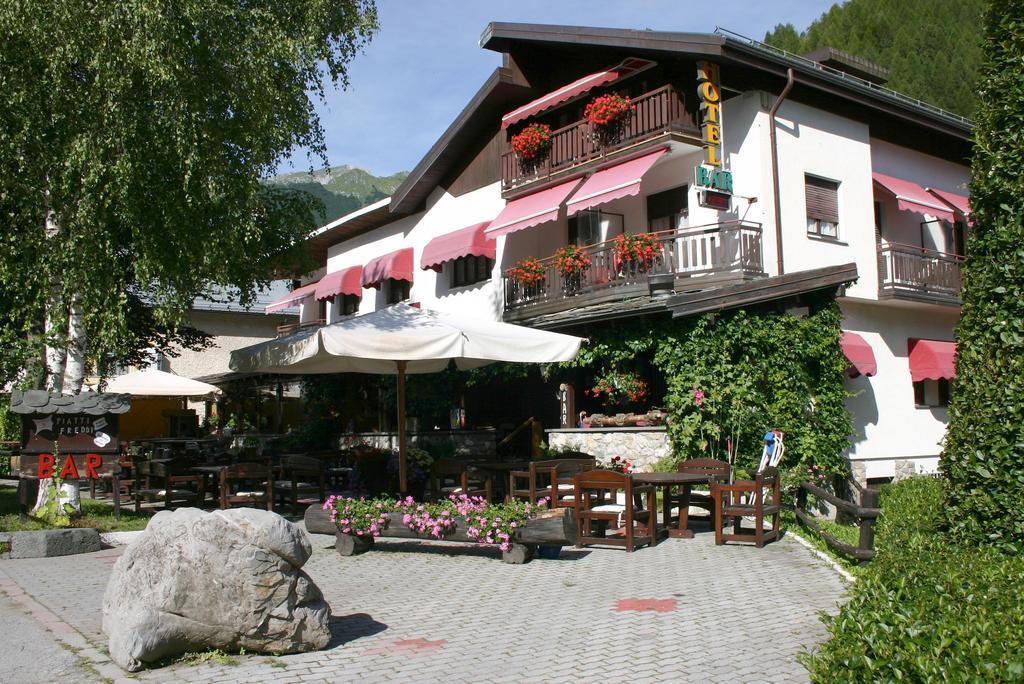 Albergo Martinet Vernante Εξωτερικό φωτογραφία