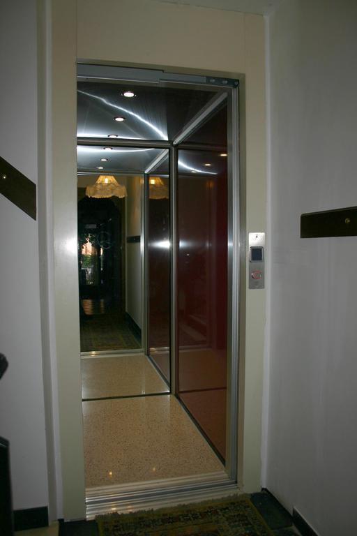 Albergo Martinet Vernante Εξωτερικό φωτογραφία