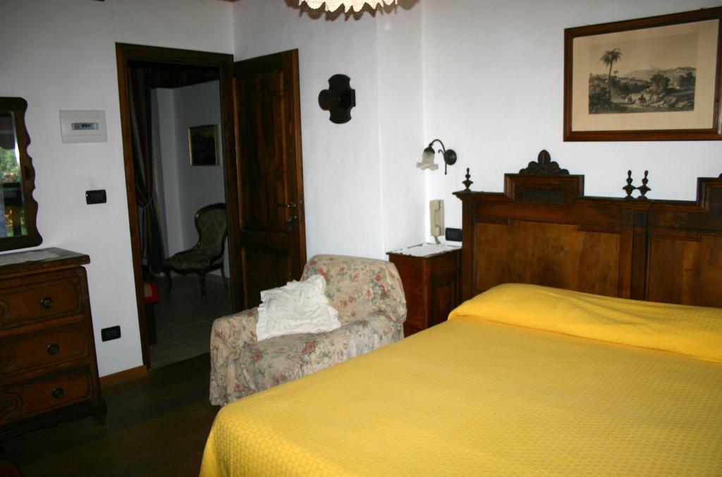 Albergo Martinet Vernante Δωμάτιο φωτογραφία