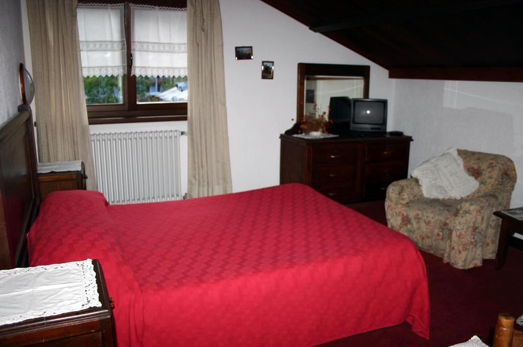 Albergo Martinet Vernante Δωμάτιο φωτογραφία
