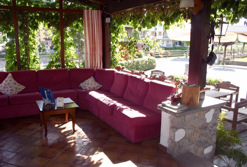 Albergo Martinet Vernante Εξωτερικό φωτογραφία